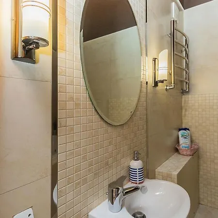 Apartament Na Prospekte Nezavisimosti Mińsk
