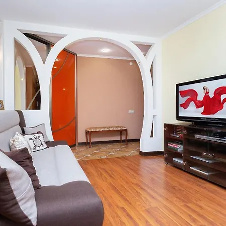 Na Prospekte Nezavisimosti Apartament *